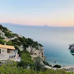 And Sea Λίμνη Βουλιαγμάνης