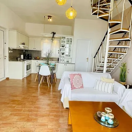 And Sea בית נופש