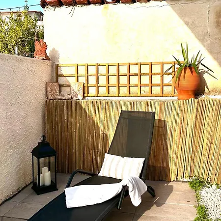 And Sea Озеро Вульягмени