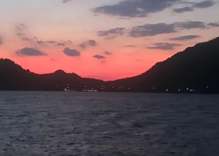 And Sea * Озеро Вульягмени