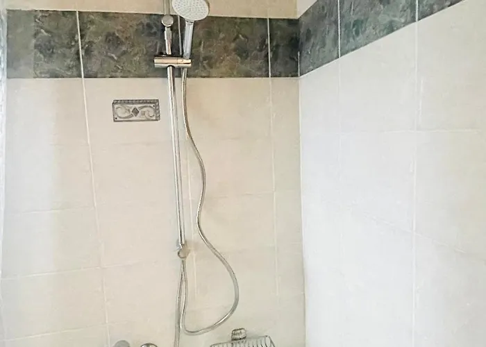 And Sea Tatil Evi Vouliagmeni Gölü